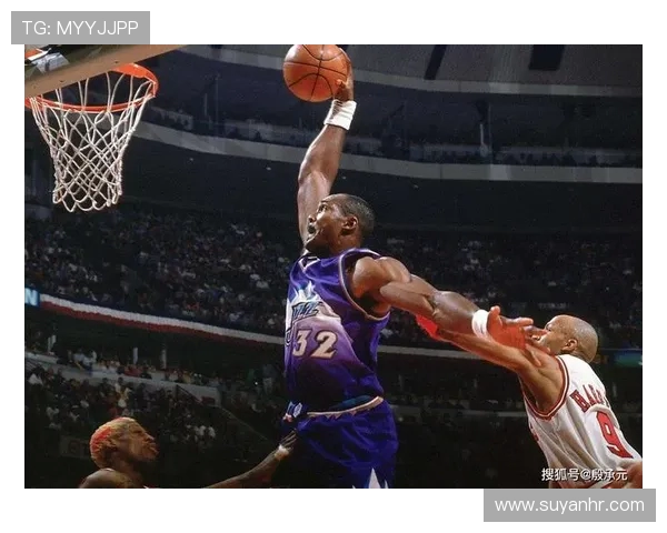 巴克利与罗宾逊的巅峰对决：篮球传奇的荣耀与挑战之路