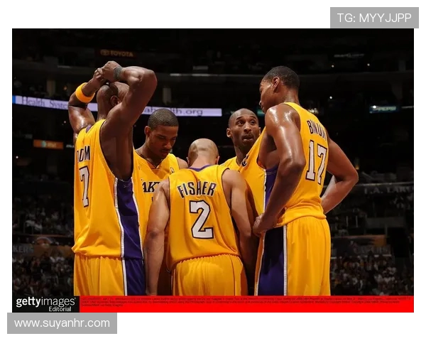 湖人对决马刺精彩纷呈赛季焦点之战引发球迷热议