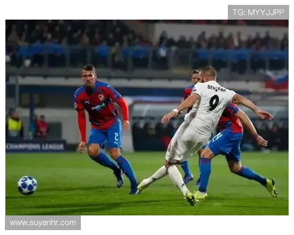 罗马与比尔森对决前瞻分析球队状态战术布局及关键球员表现