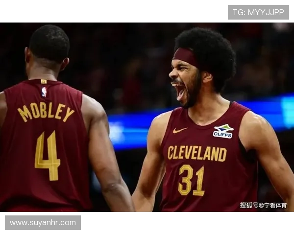 骑士与猛龙季后赛首场对决精彩回顾与赛后分析