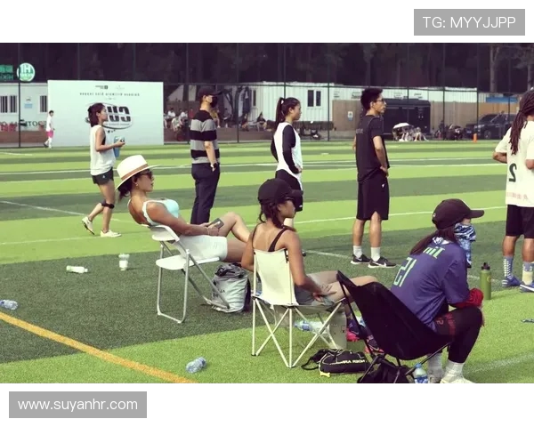 南京飞盘队包夹战术解析与飞盘运动的魅力探讨