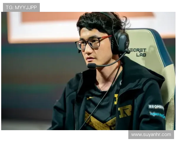 RNG在CSGO赛事中的运营策略分析与成败得失探讨